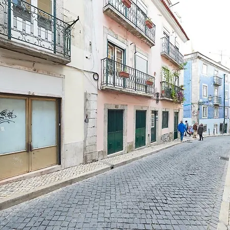 Casa Portuguesa Rosa Apartment *